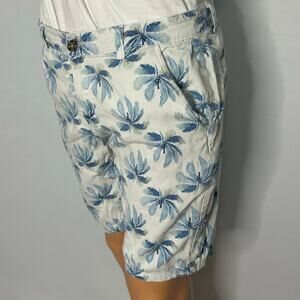 Baroque Gold by Drill Men’s Small Tiger Rose Chain Stretch Twill Shorts